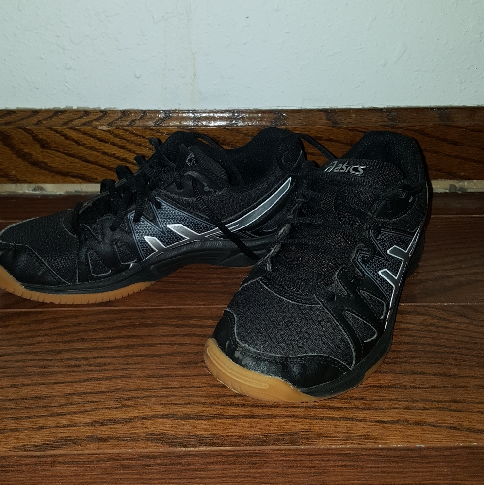Adidas volleyball shoes
